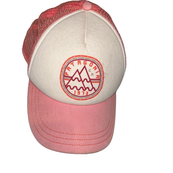 Patagonia Accessories - Women’s pink Patagonia Mt. Minded Peaks Interstate trucker SnapBack Hat